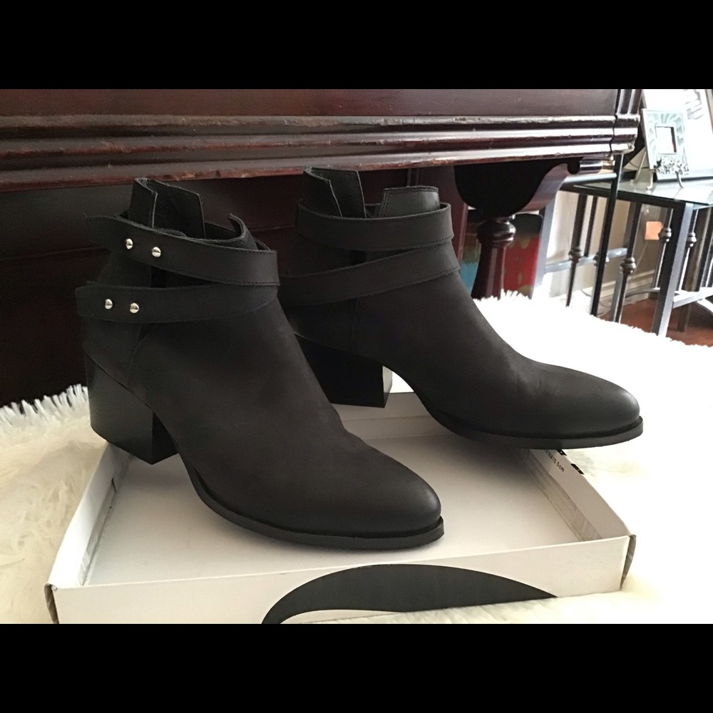 Charly Amar Booties